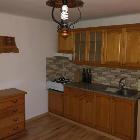 Byvanie S Vyhladom V Lokalite Detva